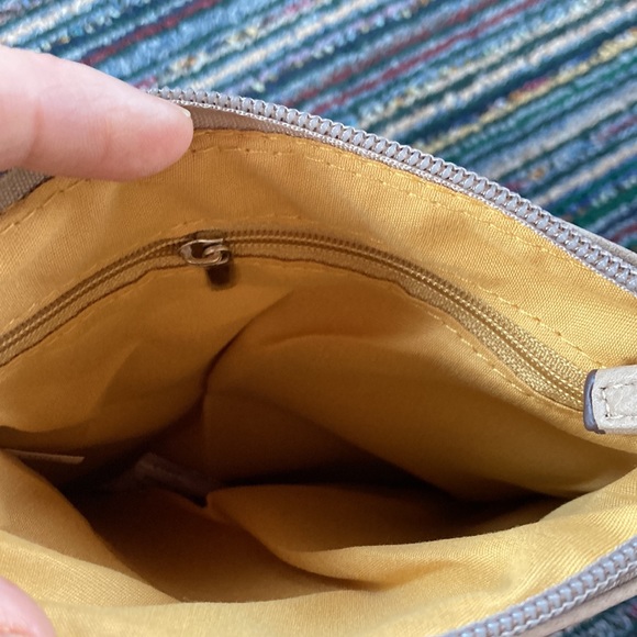 Brown faux leather crossbody purse adjustable strap - Picture 9 of 9